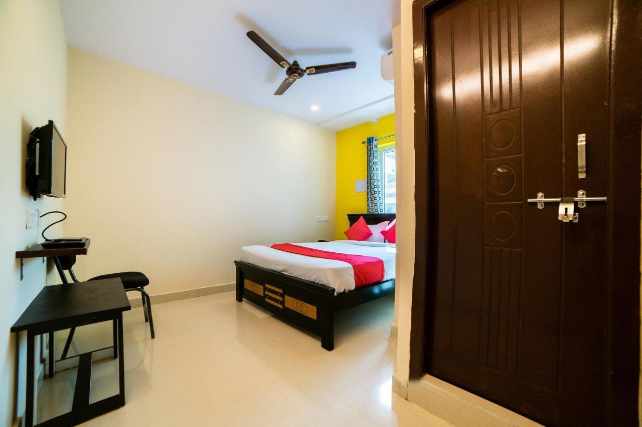 Super Hotel O White Ridge Sururnagar Extérieur photo