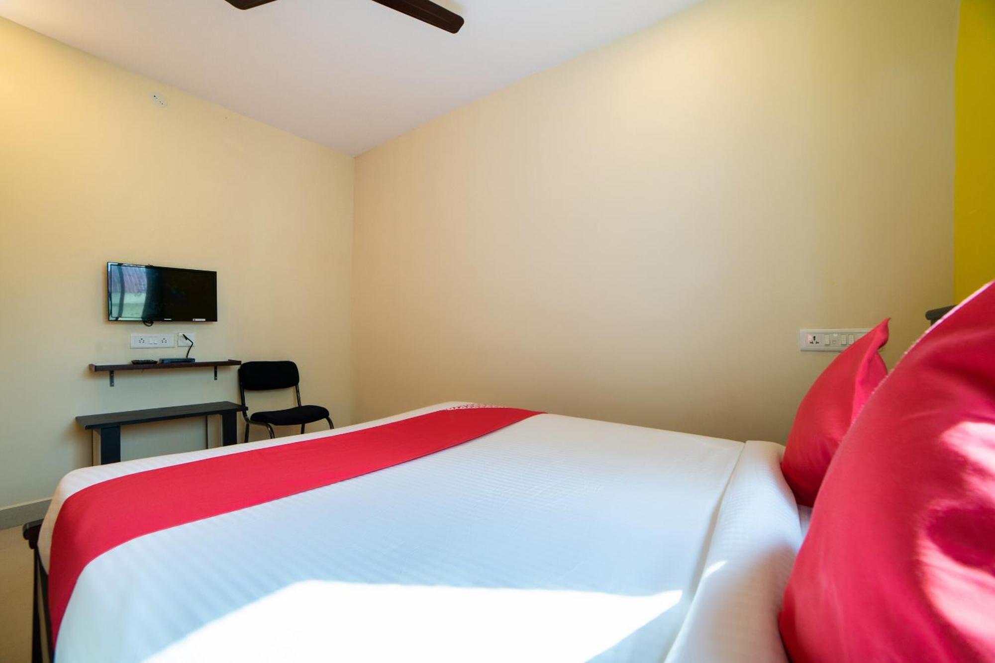 Super Hotel O White Ridge Sururnagar Extérieur photo