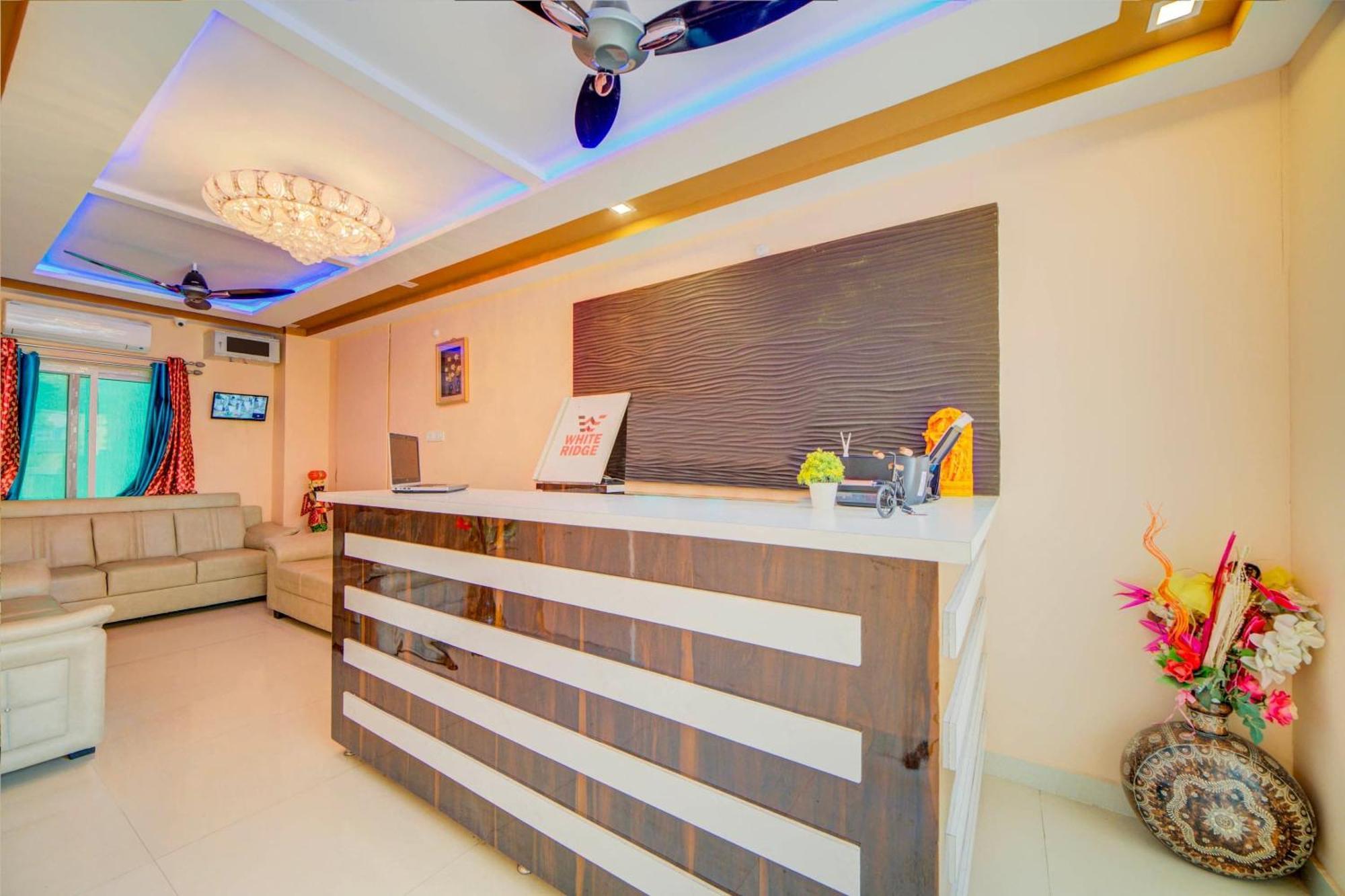 Super Hotel O White Ridge Sururnagar Extérieur photo
