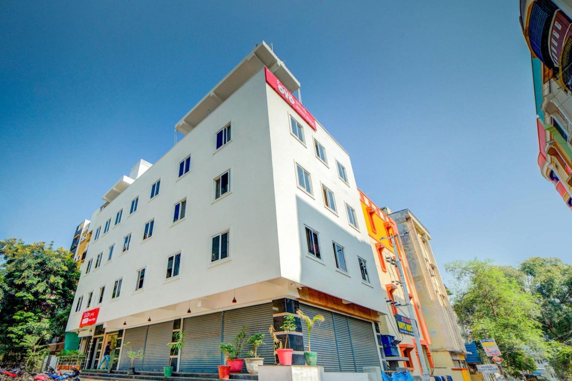 Super Hotel O White Ridge Sururnagar Extérieur photo